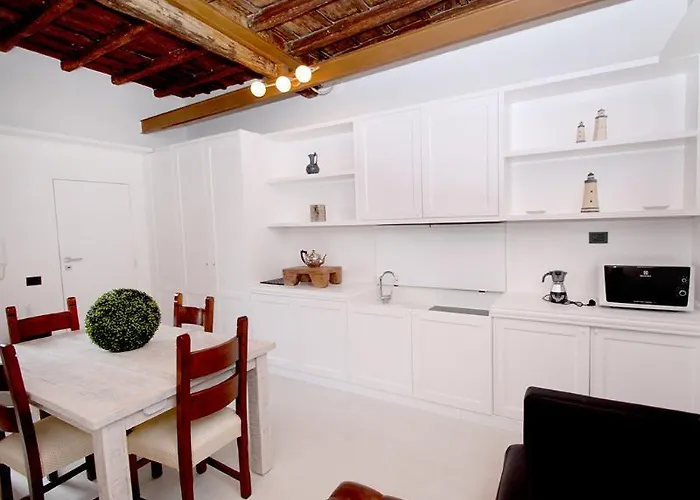 Lhp Trastevere 3*